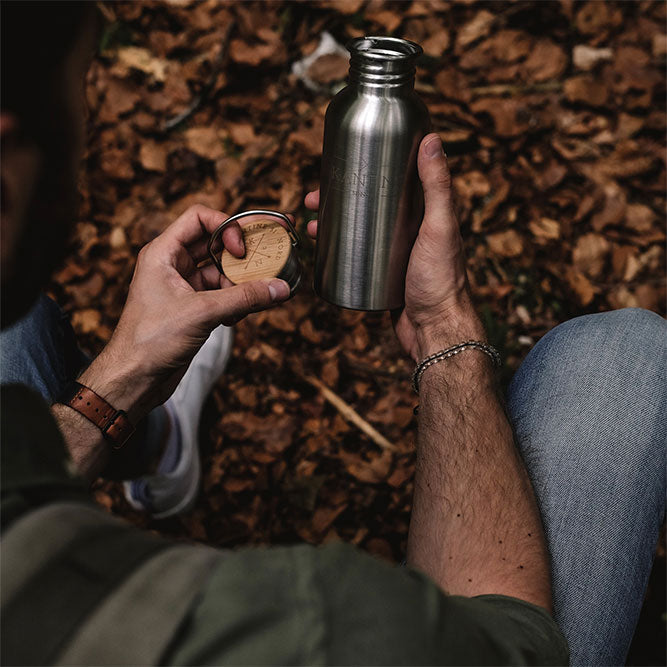 Outdoor-Trinkflasche aus Edelstahl – 500 ml