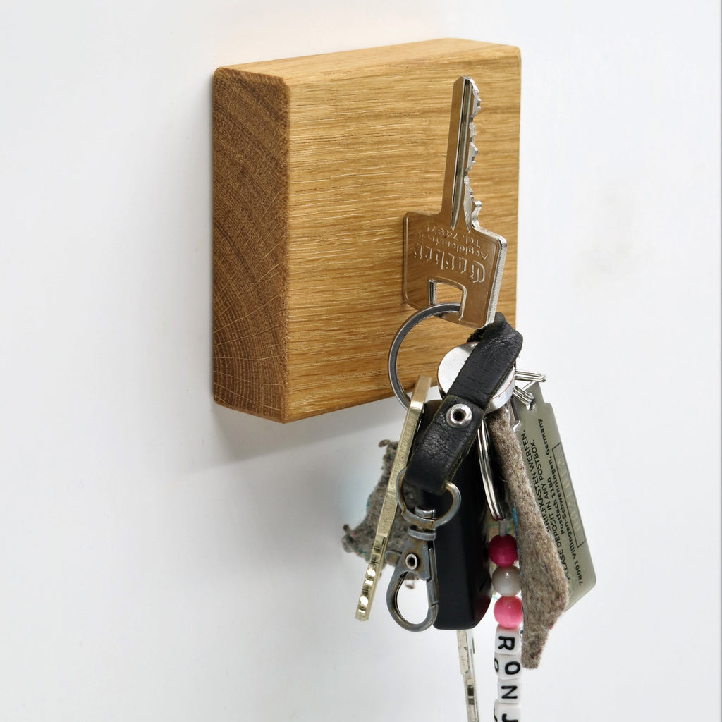 Magnethalter CUBE aus Holz – 3er- oder 4er-Set
