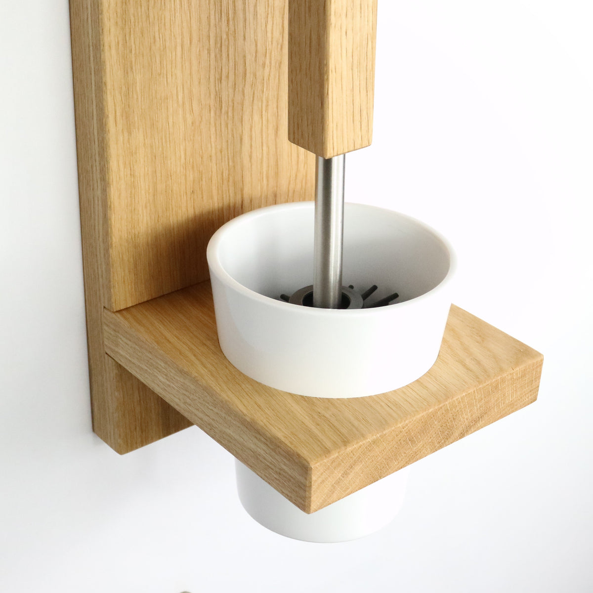 LARA WC-Bürstenhalter aus Holz – zur Wandmontage