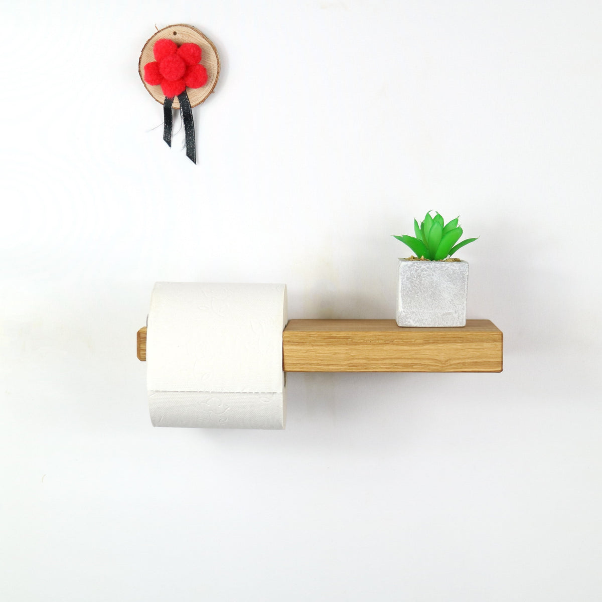 LEO Toilettenpapierhalter aus Massivholz – Eiche oder Nussbaum